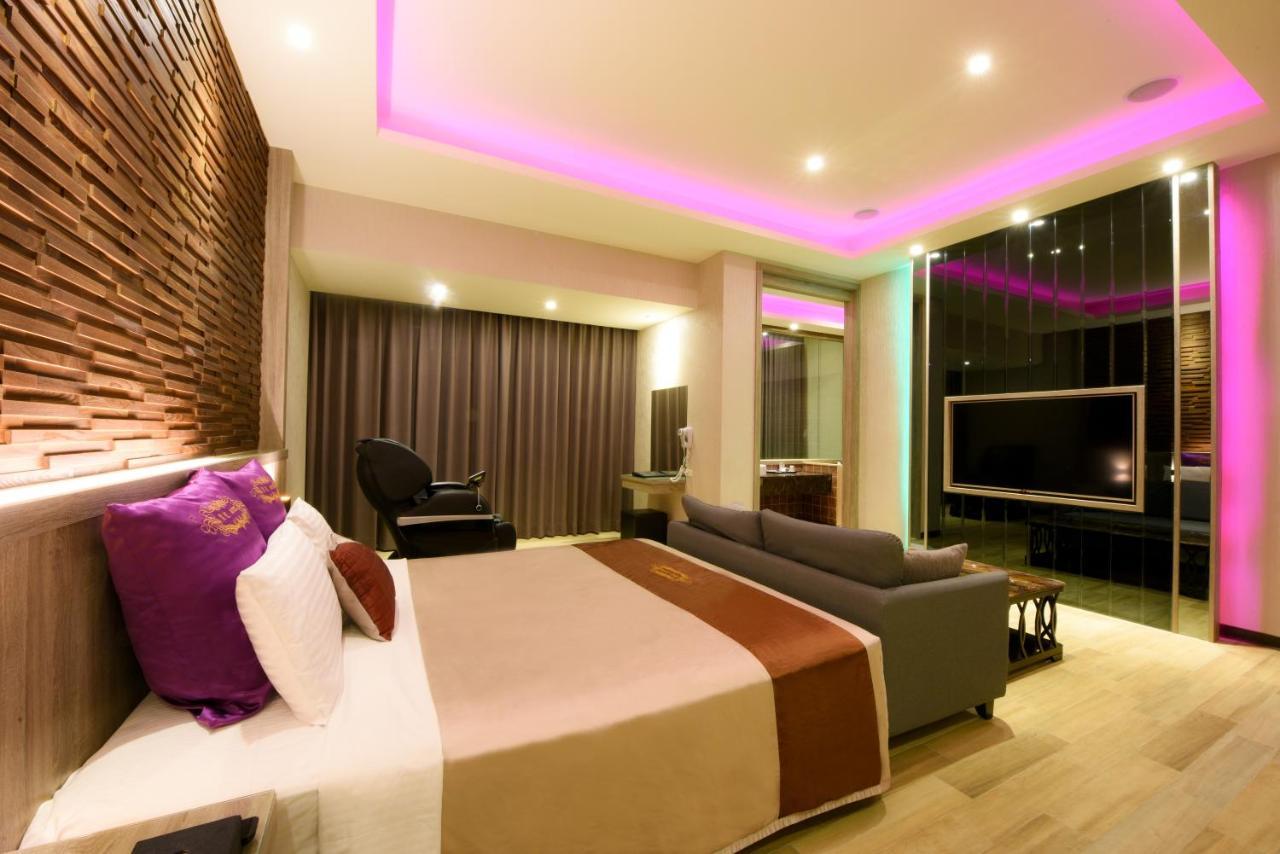 Purple Rainbow Motel Tajpej Buitenkant foto